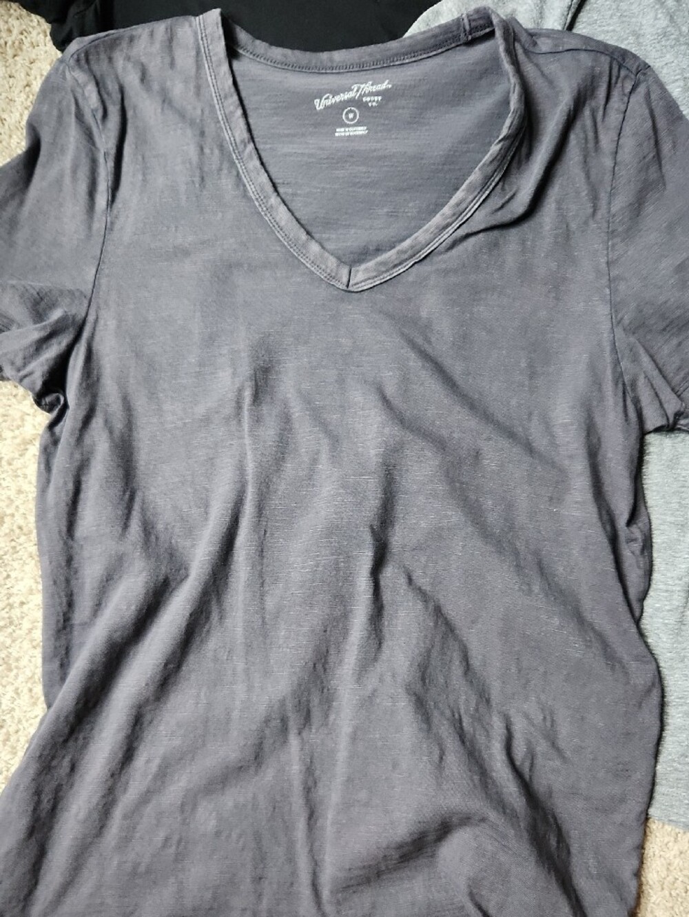Universal Thread Gray V-Neck Tee - Set of 3 - Picture 2 of 7